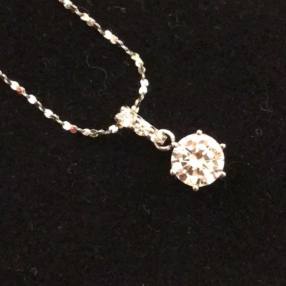 925 Sterling Silver Necklace with Cubic Zirconia❤️